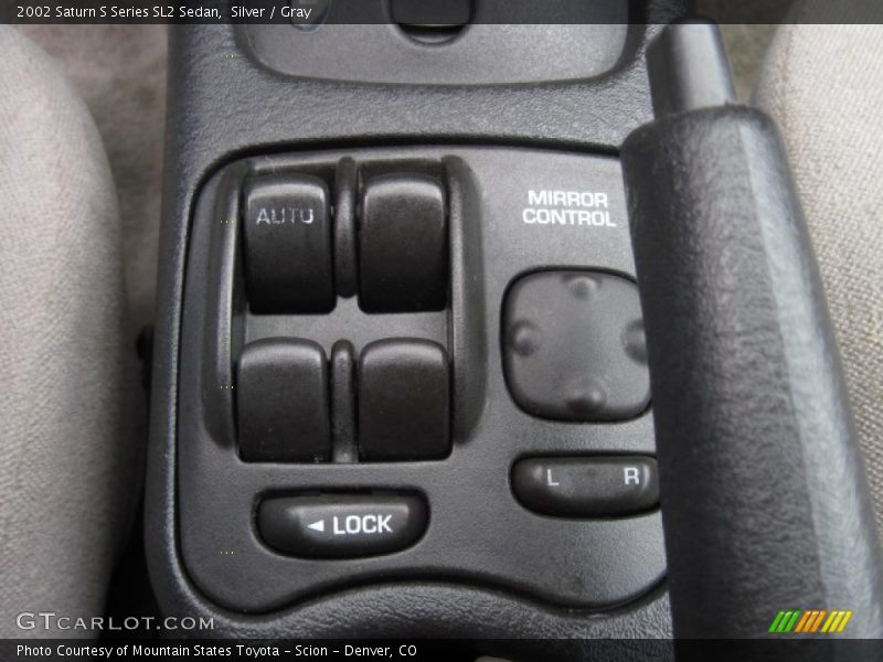 Silver / Gray 2002 Saturn S Series SL2 Sedan