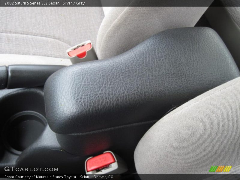 Silver / Gray 2002 Saturn S Series SL2 Sedan