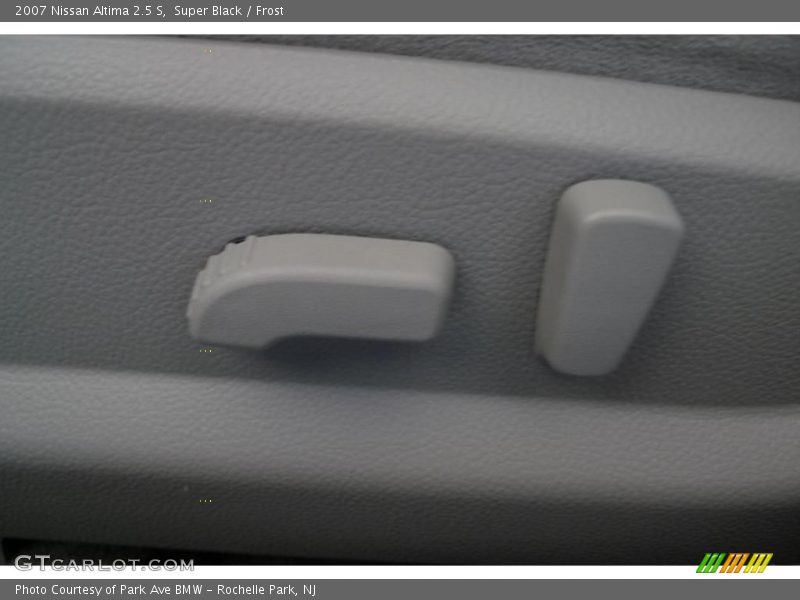 Super Black / Frost 2007 Nissan Altima 2.5 S