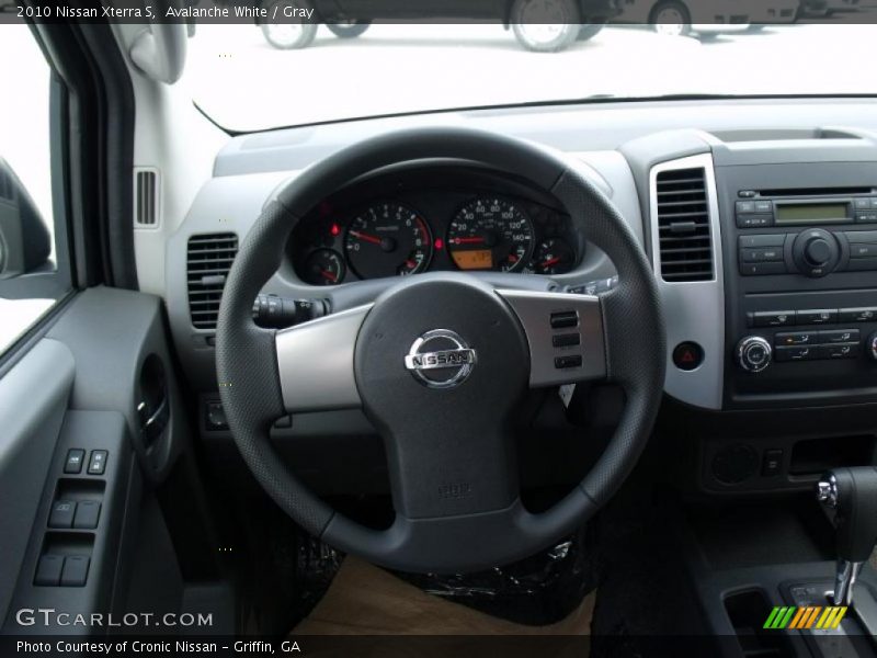Avalanche White / Gray 2010 Nissan Xterra S