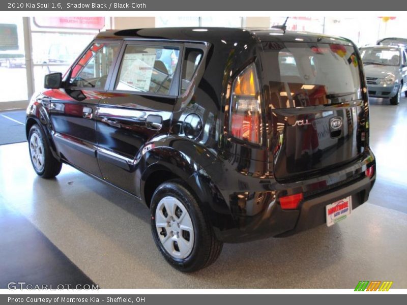 Shadow Black / Black Cloth 2010 Kia Soul 1.6