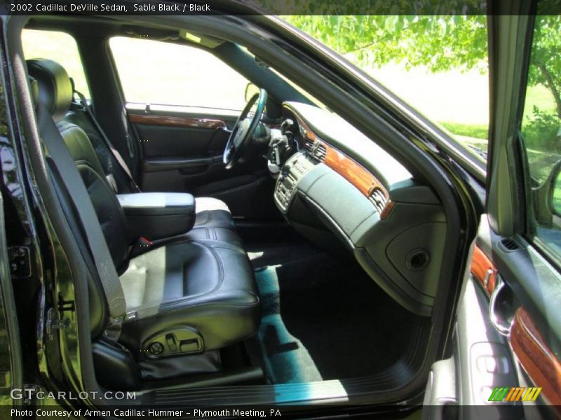Sable Black / Black 2002 Cadillac DeVille Sedan