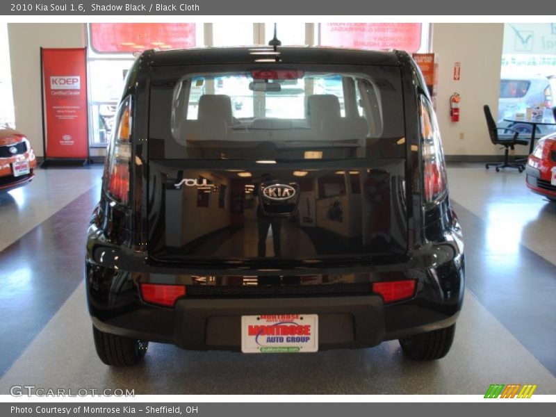 Shadow Black / Black Cloth 2010 Kia Soul 1.6