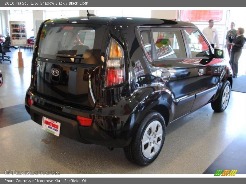 Shadow Black / Black Cloth 2010 Kia Soul 1.6