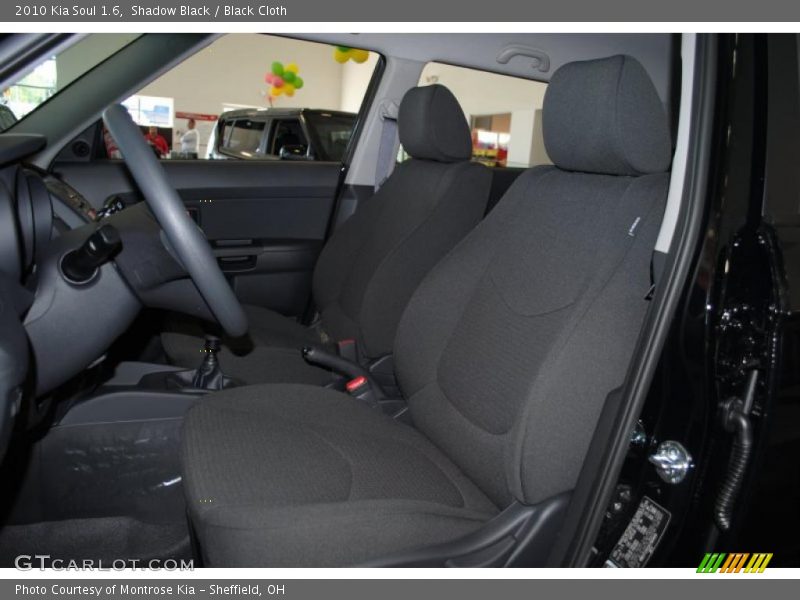Shadow Black / Black Cloth 2010 Kia Soul 1.6