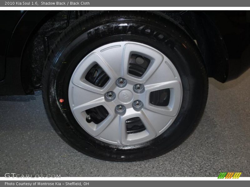 Shadow Black / Black Cloth 2010 Kia Soul 1.6