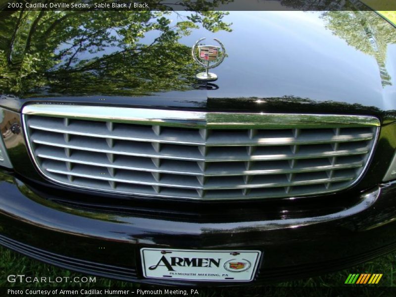 Sable Black / Black 2002 Cadillac DeVille Sedan