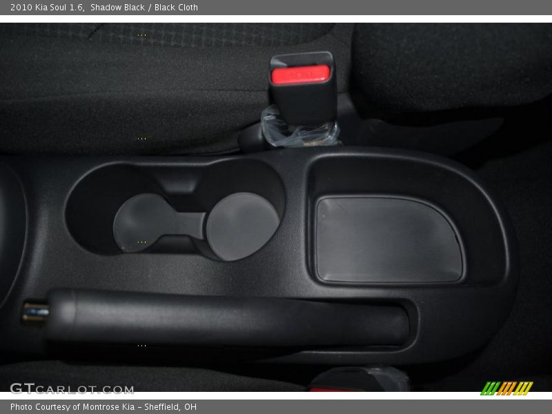 Shadow Black / Black Cloth 2010 Kia Soul 1.6