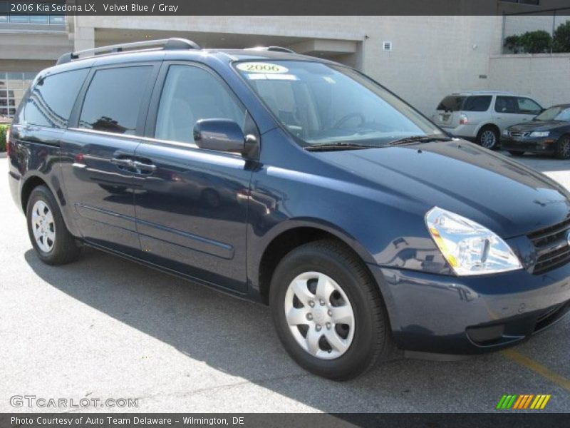Velvet Blue / Gray 2006 Kia Sedona LX