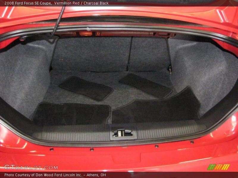 Vermillion Red / Charcoal Black 2008 Ford Focus SE Coupe