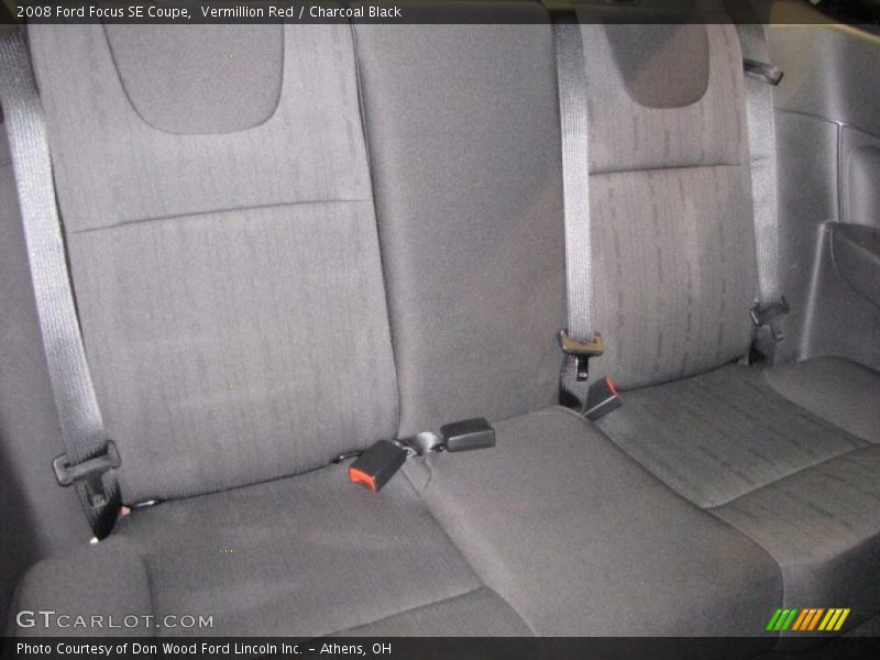 Vermillion Red / Charcoal Black 2008 Ford Focus SE Coupe