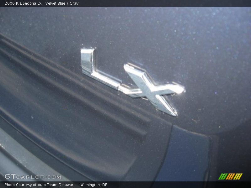 Velvet Blue / Gray 2006 Kia Sedona LX