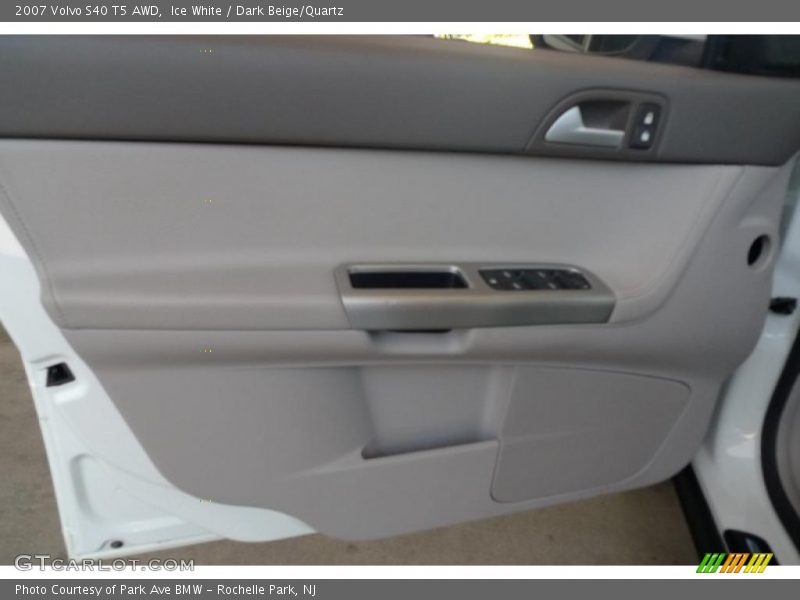 Ice White / Dark Beige/Quartz 2007 Volvo S40 T5 AWD