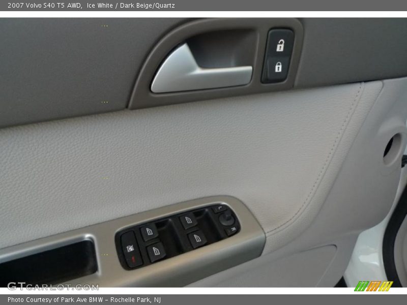Ice White / Dark Beige/Quartz 2007 Volvo S40 T5 AWD