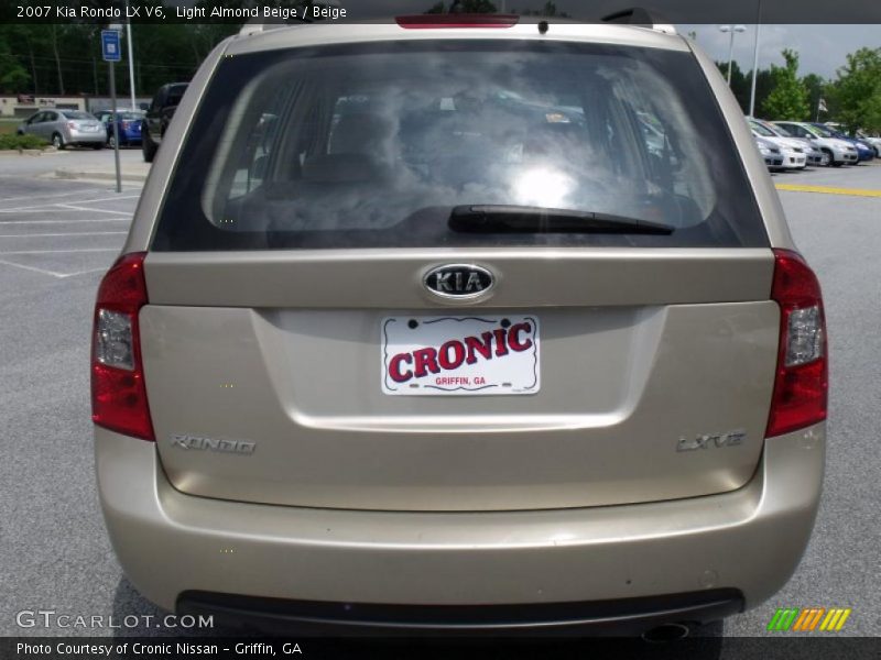 Light Almond Beige / Beige 2007 Kia Rondo LX V6