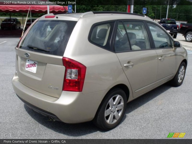 Light Almond Beige / Beige 2007 Kia Rondo LX V6