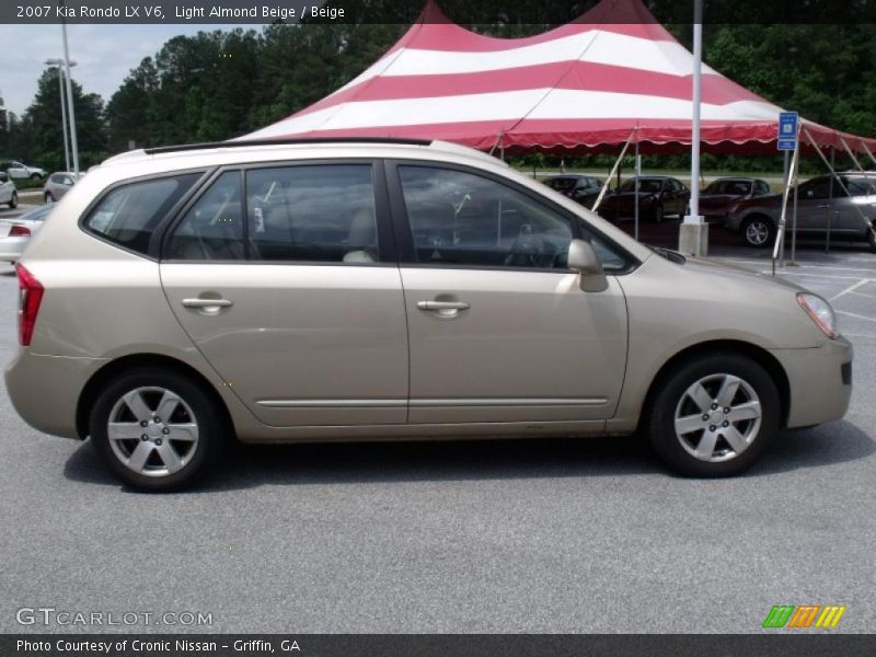 Light Almond Beige / Beige 2007 Kia Rondo LX V6