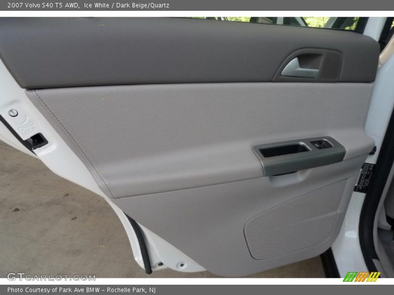 Ice White / Dark Beige/Quartz 2007 Volvo S40 T5 AWD