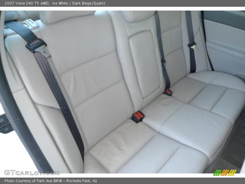 Ice White / Dark Beige/Quartz 2007 Volvo S40 T5 AWD