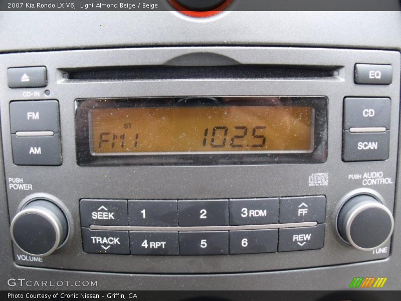 Light Almond Beige / Beige 2007 Kia Rondo LX V6