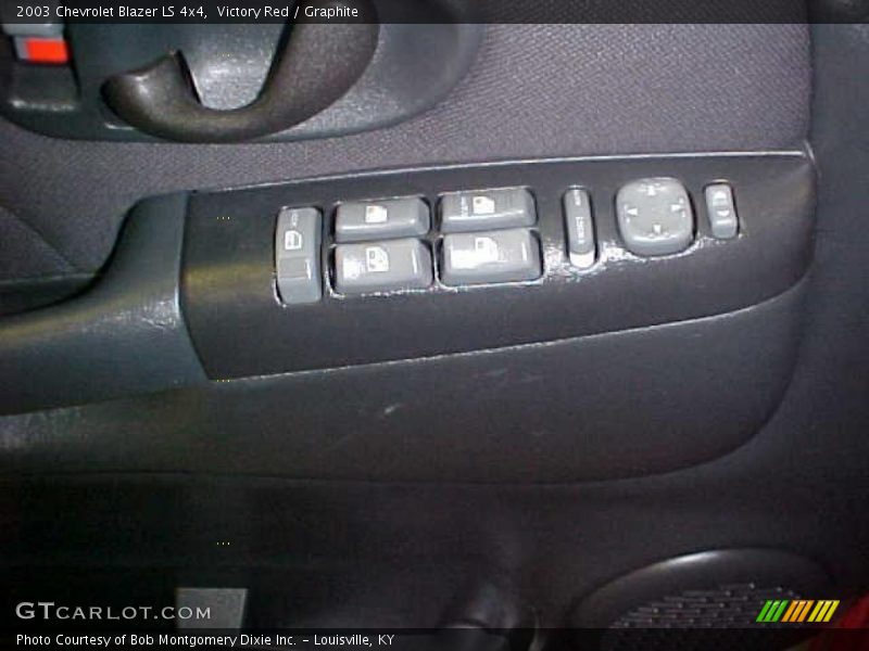 Victory Red / Graphite 2003 Chevrolet Blazer LS 4x4