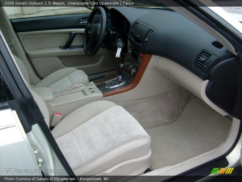 Champagne Gold Opalescent / Taupe 2006 Subaru Outback 2.5i Wagon