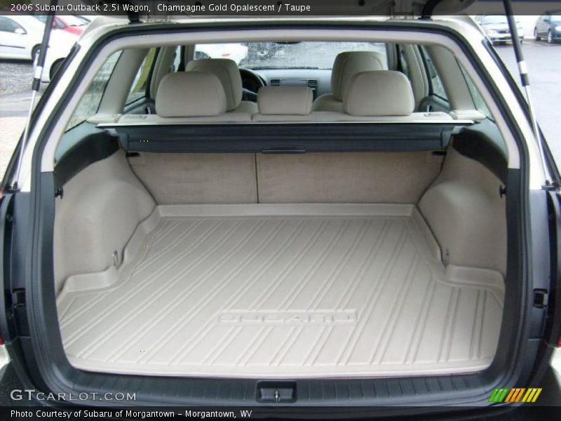 Champagne Gold Opalescent / Taupe 2006 Subaru Outback 2.5i Wagon