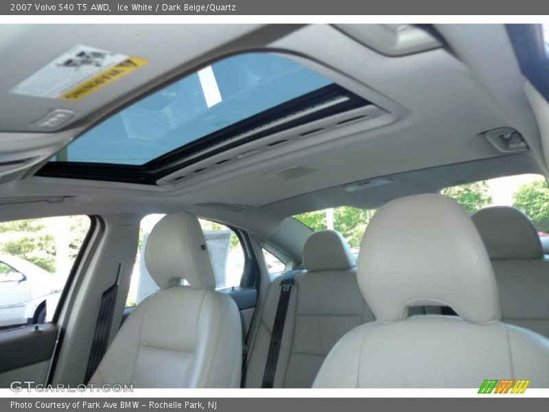 Ice White / Dark Beige/Quartz 2007 Volvo S40 T5 AWD