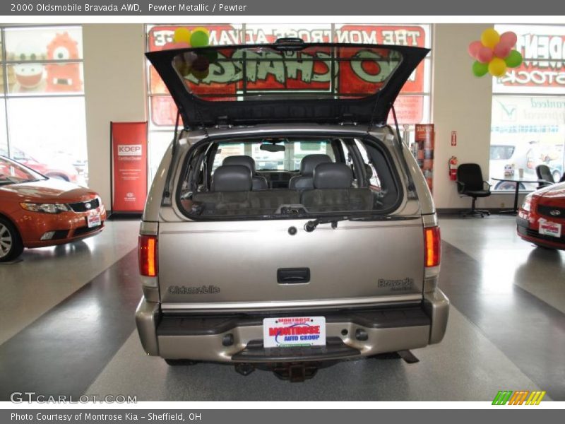Pewter Metallic / Pewter 2000 Oldsmobile Bravada AWD
