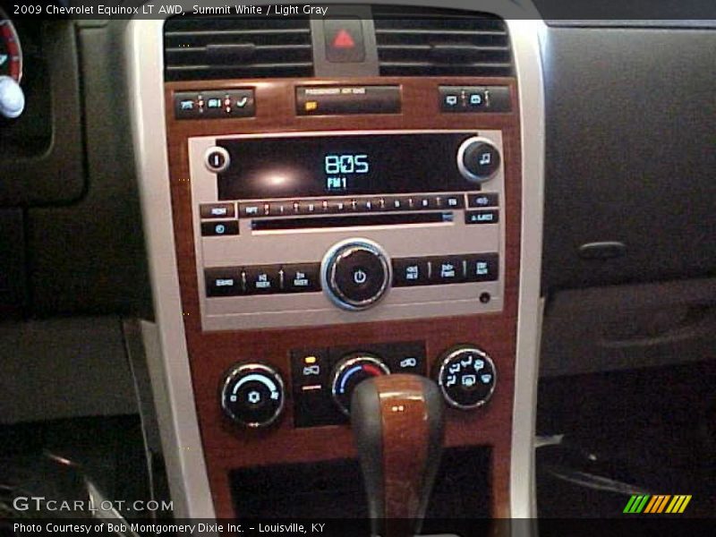 Summit White / Light Gray 2009 Chevrolet Equinox LT AWD