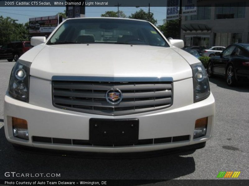 White Diamond / Light Neutral 2005 Cadillac CTS Sedan