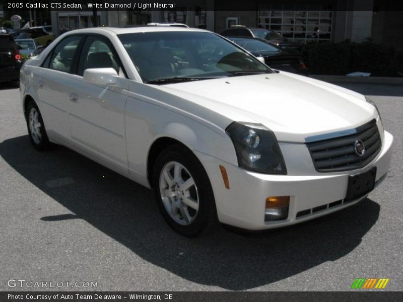 White Diamond / Light Neutral 2005 Cadillac CTS Sedan