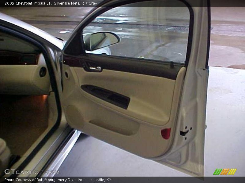 Silver Ice Metallic / Gray 2009 Chevrolet Impala LT