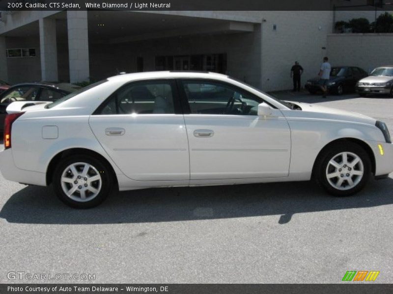 White Diamond / Light Neutral 2005 Cadillac CTS Sedan