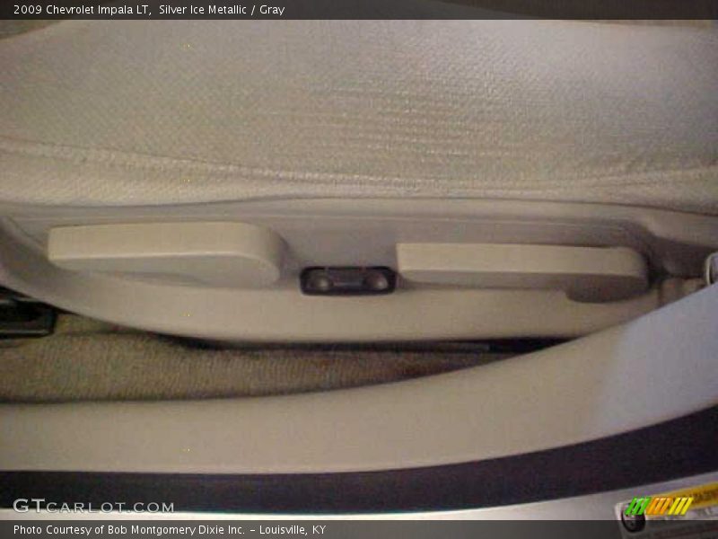 Silver Ice Metallic / Gray 2009 Chevrolet Impala LT