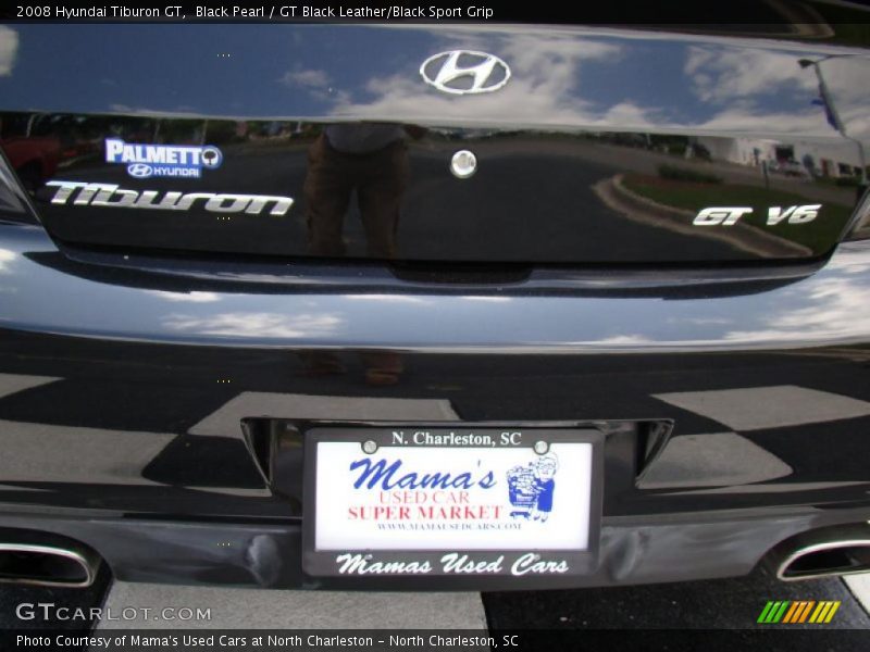 Black Pearl / GT Black Leather/Black Sport Grip 2008 Hyundai Tiburon GT