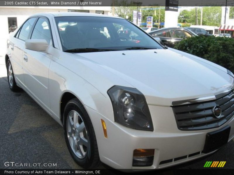 White Diamond / Light Neutral 2005 Cadillac CTS Sedan