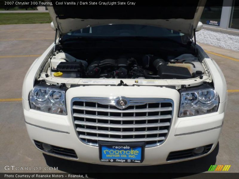Cool Vanilla / Dark Slate Gray/Light Slate Gray 2007 Chrysler 300 Touring