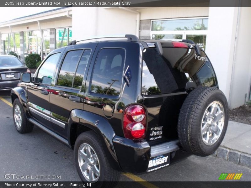 Black Clearcoat / Medium Slate Gray 2005 Jeep Liberty Limited 4x4