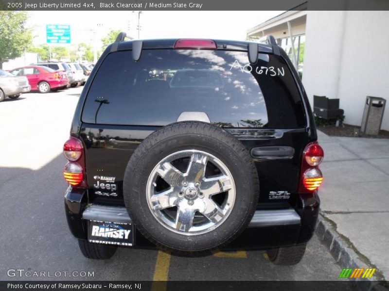 Black Clearcoat / Medium Slate Gray 2005 Jeep Liberty Limited 4x4