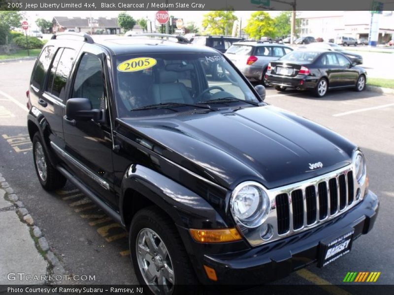 Black Clearcoat / Medium Slate Gray 2005 Jeep Liberty Limited 4x4