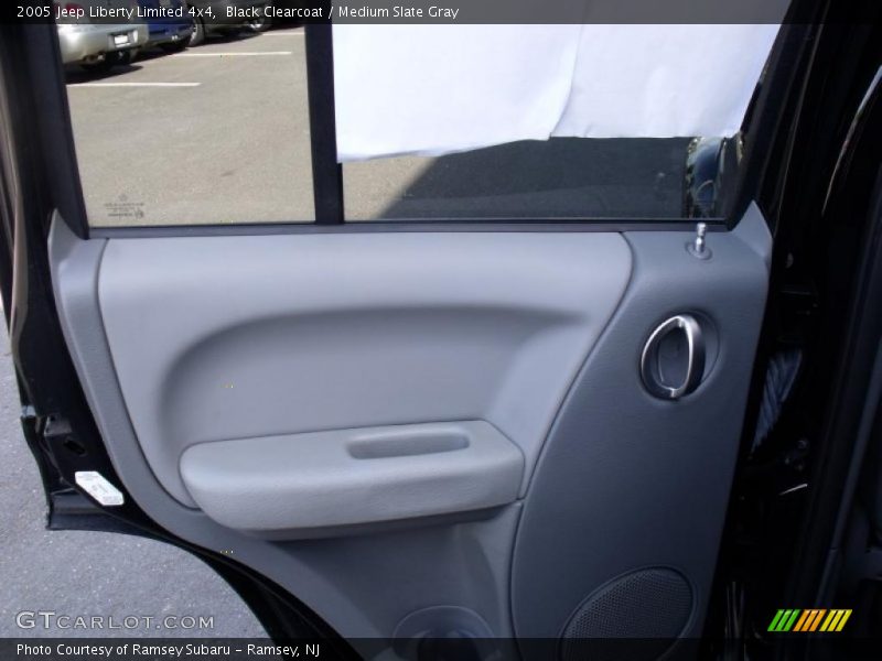 Black Clearcoat / Medium Slate Gray 2005 Jeep Liberty Limited 4x4