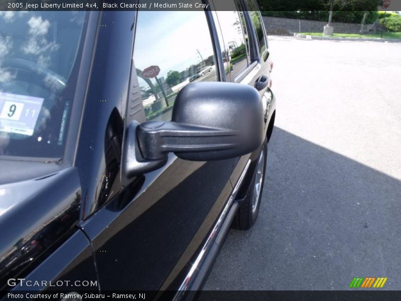 Black Clearcoat / Medium Slate Gray 2005 Jeep Liberty Limited 4x4