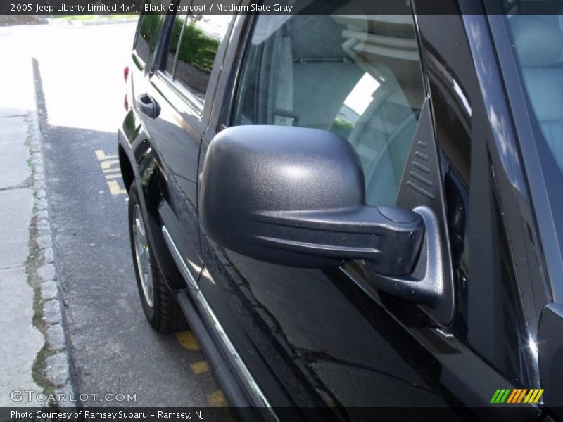 Black Clearcoat / Medium Slate Gray 2005 Jeep Liberty Limited 4x4