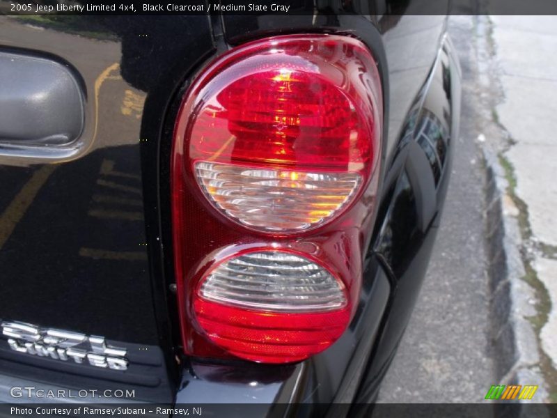 Black Clearcoat / Medium Slate Gray 2005 Jeep Liberty Limited 4x4