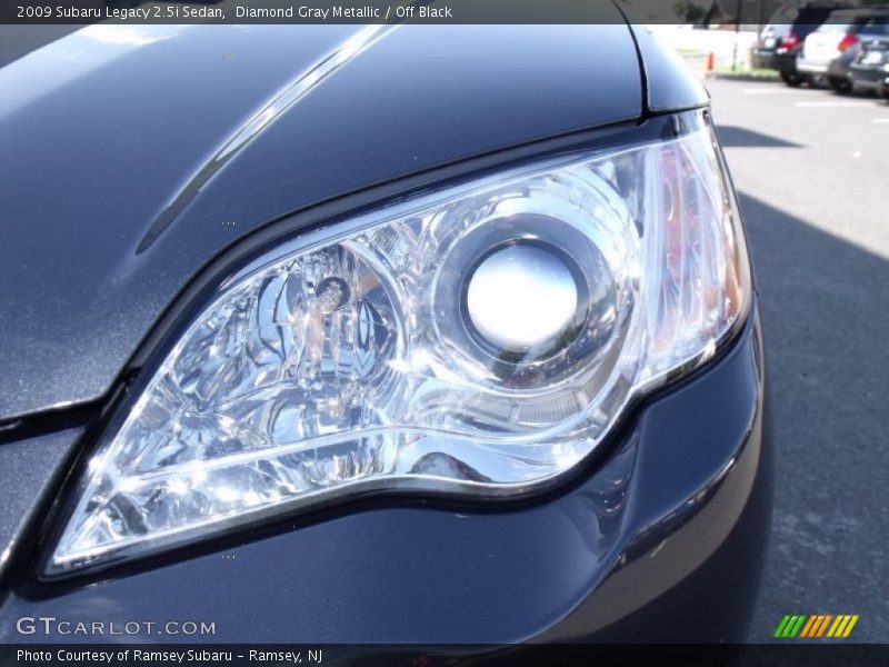 Diamond Gray Metallic / Off Black 2009 Subaru Legacy 2.5i Sedan
