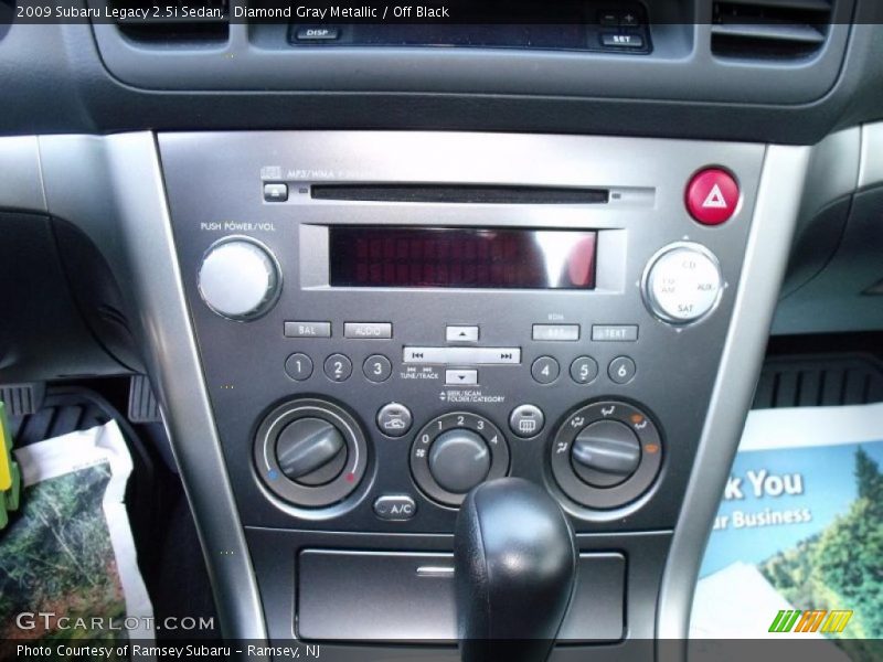 Diamond Gray Metallic / Off Black 2009 Subaru Legacy 2.5i Sedan