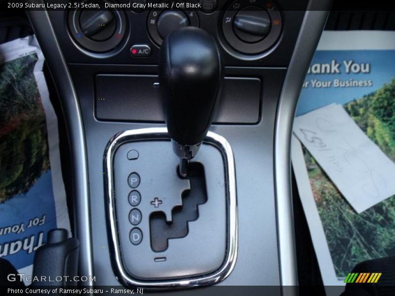 Diamond Gray Metallic / Off Black 2009 Subaru Legacy 2.5i Sedan