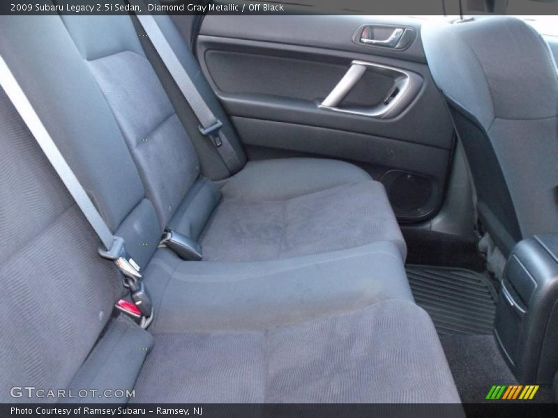 Diamond Gray Metallic / Off Black 2009 Subaru Legacy 2.5i Sedan