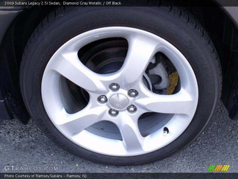 Diamond Gray Metallic / Off Black 2009 Subaru Legacy 2.5i Sedan